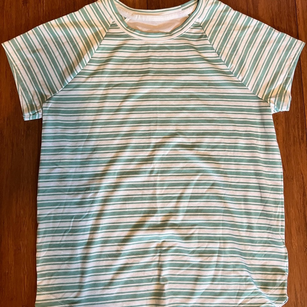 Athleta Girl Comeback Tee | Size 16